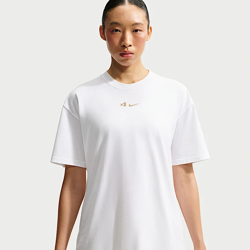NIKE エイジャ — エイジャ ウィルソン ナイキ Dri-FIT バスケットボール Tシャツ
