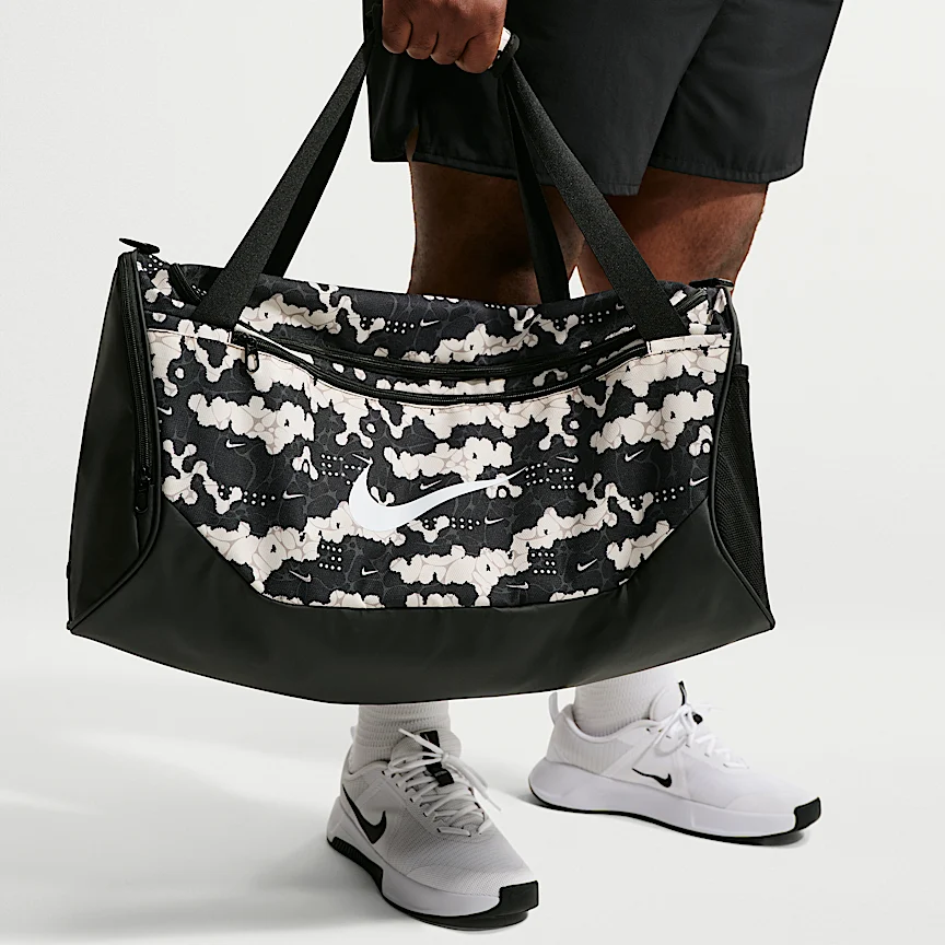 NIKE Brasilia — Training Duffel Bag (Medium, 60L)