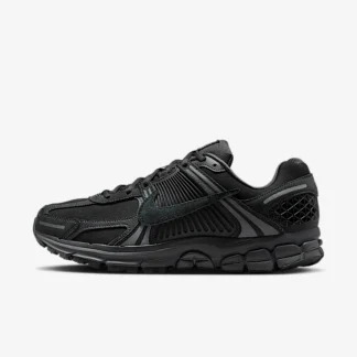 NIKE ズーム ボメロ 5 SE — メンズシューズ