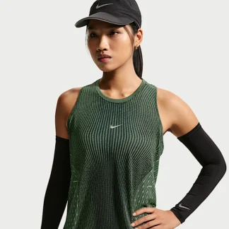 NIKE スウィフト Aero-FIT — ウィメンズ ランニングタンクトップ