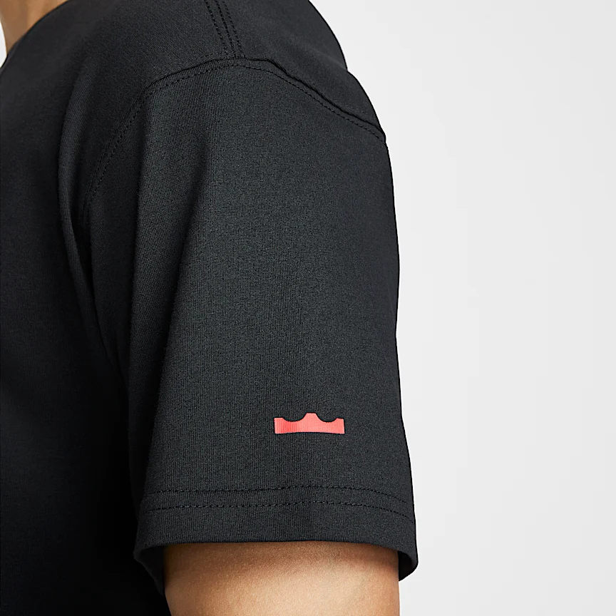 NIKE レブロン "Stocking Stuffer" — メンズ バスケットボール Tシャツ - Image 5