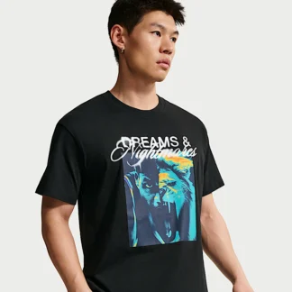 NIKE レブロン "Dreams and Nightmares" — メンズ ナイキ バスケットボール Tシャツ