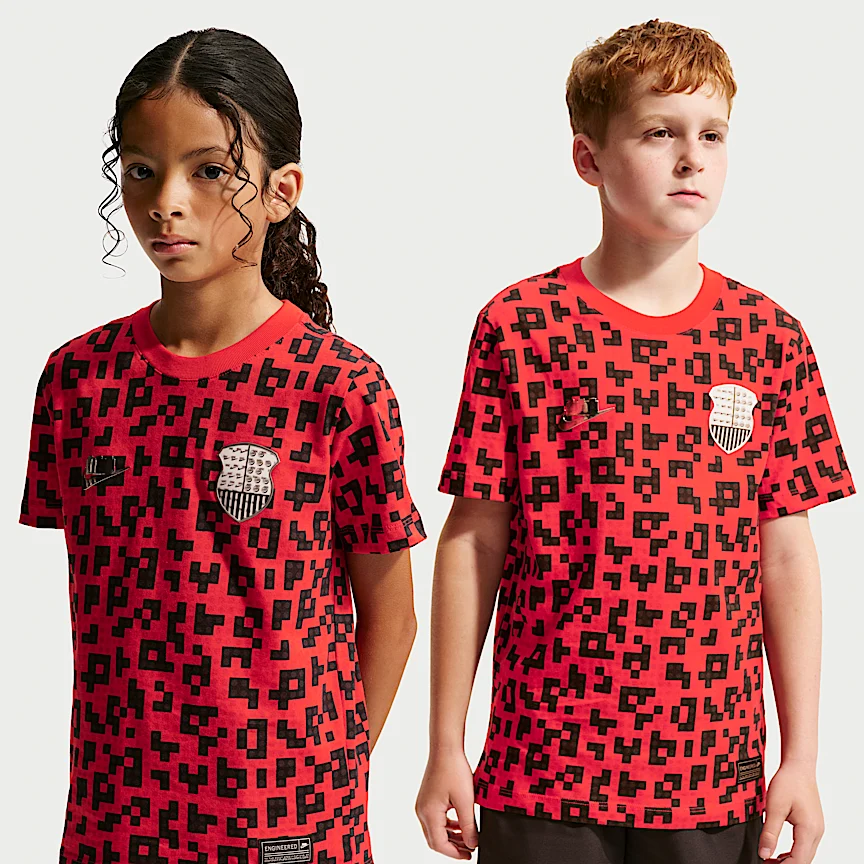 NIKE Sportswear (Nike x LEGO®Collection) — Junior T-Shirt