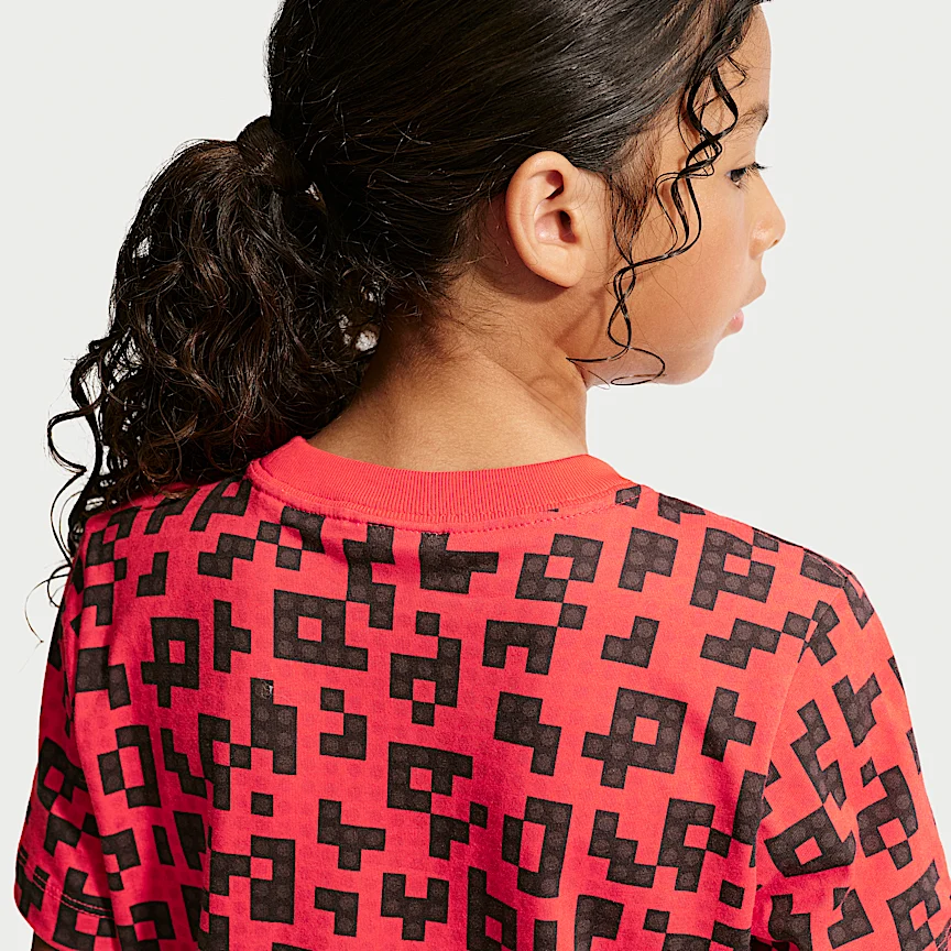 NIKE Sportswear (Nike x LEGO®Collection) — Junior T-Shirt - Image 4