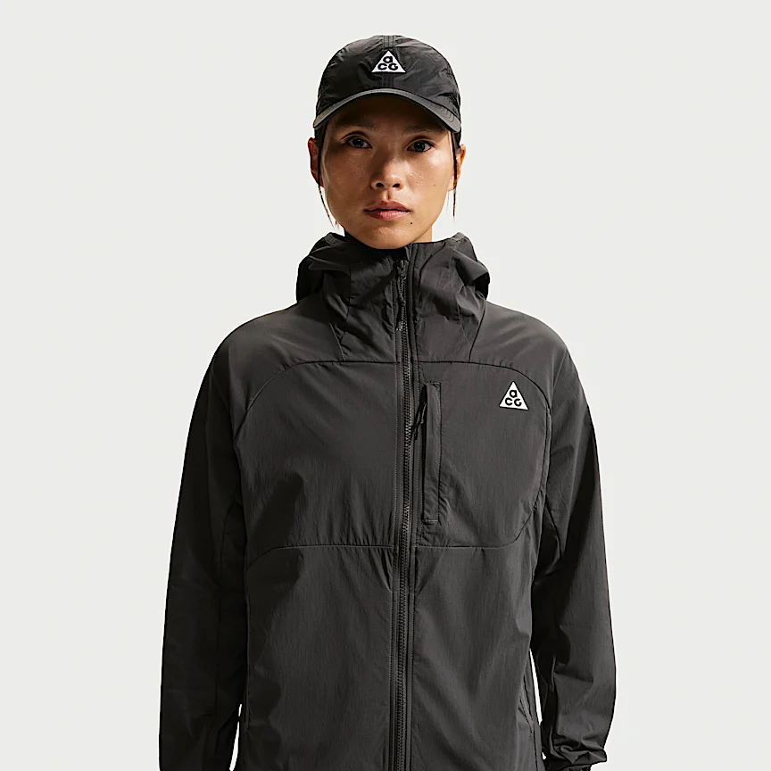 NIKE ACG ファイブ タワーズ — ウィメンズ UVプロテクション ジャケット