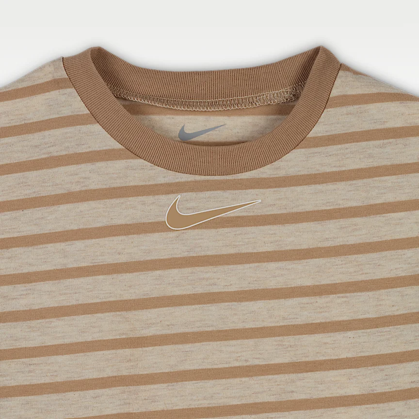NIKE Nike — ベビー ショートスリーブ ロンパー バケットハット付き - Image 3