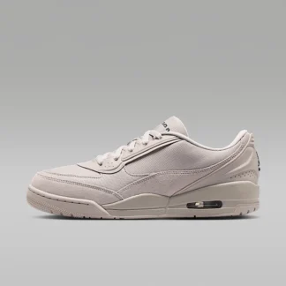 NIKE エア ジョーダン ウルトラ — メンズシューズ