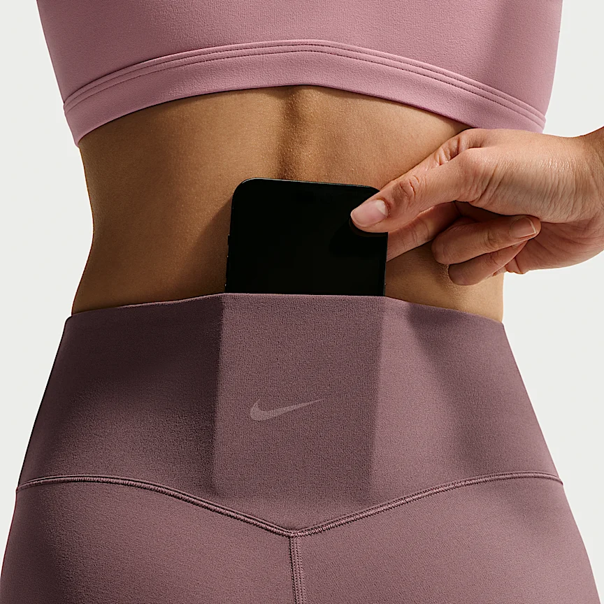 NIKE ゼンビー — ウィメンズ ハイウエスト 13cm バイカー ショートパンツ - Image 6