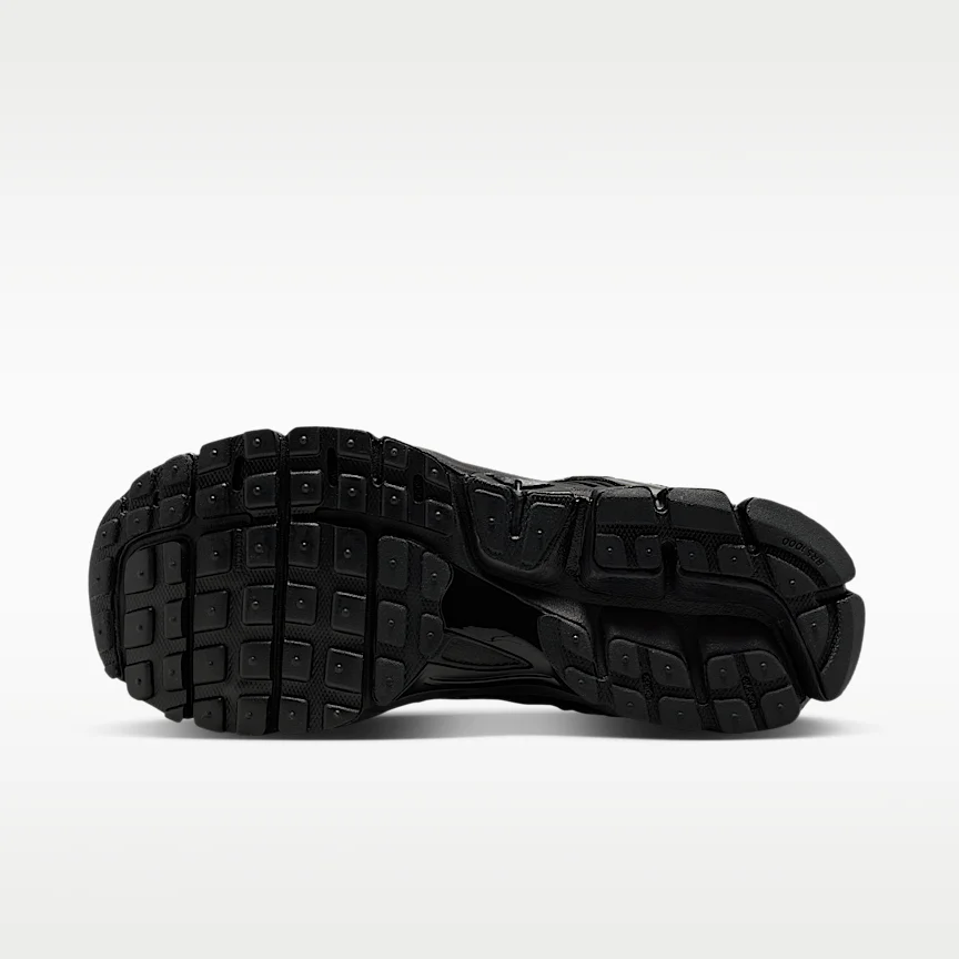 NIKE Zoom Vomero 5 — Women's Shoes - Image 2