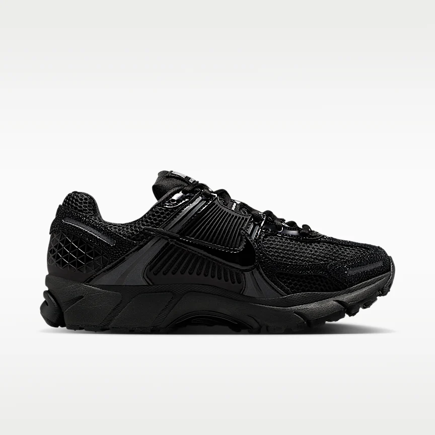 NIKE Zoom Vomero 5 — Women's Shoes - Image 3