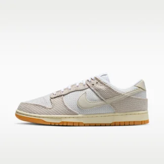 NIKE Dunk Low Retro SE — Men's Shoes
