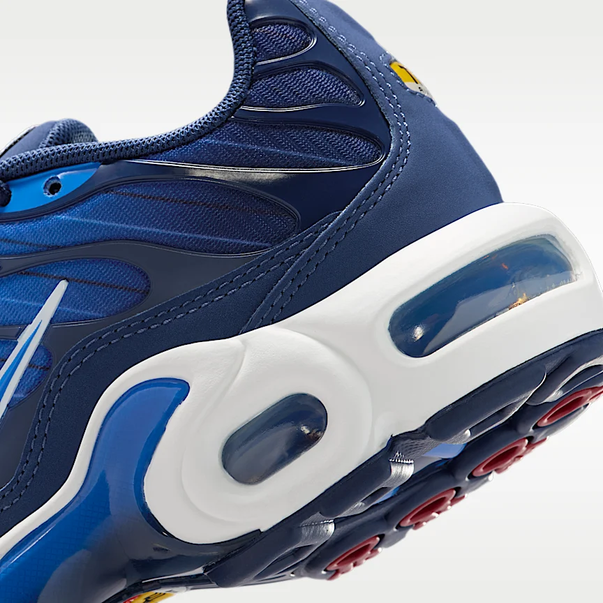 NIKE Air Max Plus SE — Big Kids' Shoes - Image 8