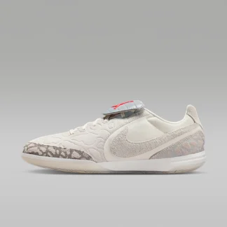NIKE Jordan Tiempo Streetgato SE — Indoor/Court Low-Top Soccer Shoes