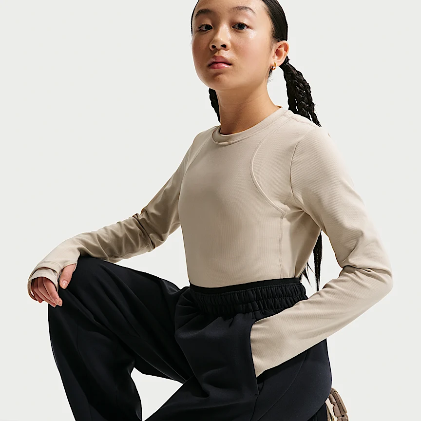 NIKE Mavn — Girls' Therma-FIT High-Waisted Knit Pants - Image 4