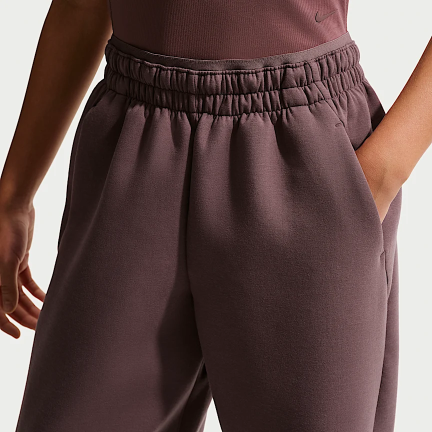 NIKE Mavn — Girls' Therma-FIT High-Waisted Knit Pants - Image 2