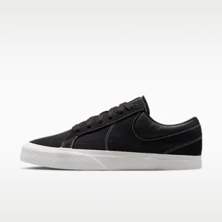 NIKE ブレイジー — メンズシューズ