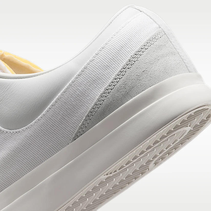 NIKE ブレイジー — メンズシューズ - Image 8