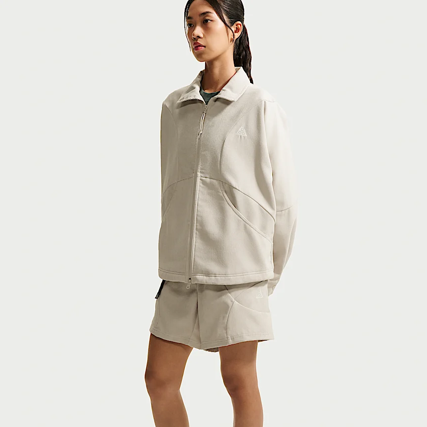 NIKE ACG ドロミテ — コーデュロイ ショートパンツ - Image 5