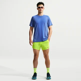 NIKE ストライド Aero-FIT — メンズ 13cm ランニングショートパンツ (インナー付き)