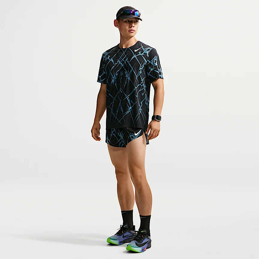NIKE AeroSwift — メンズ Dri-FIT ADV プリント ショートスリーブ ランニングトップス - Image 4