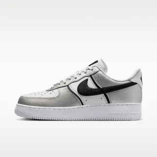 NIKE エア フォース 1 ‘07 LV8 — メンズシューズ