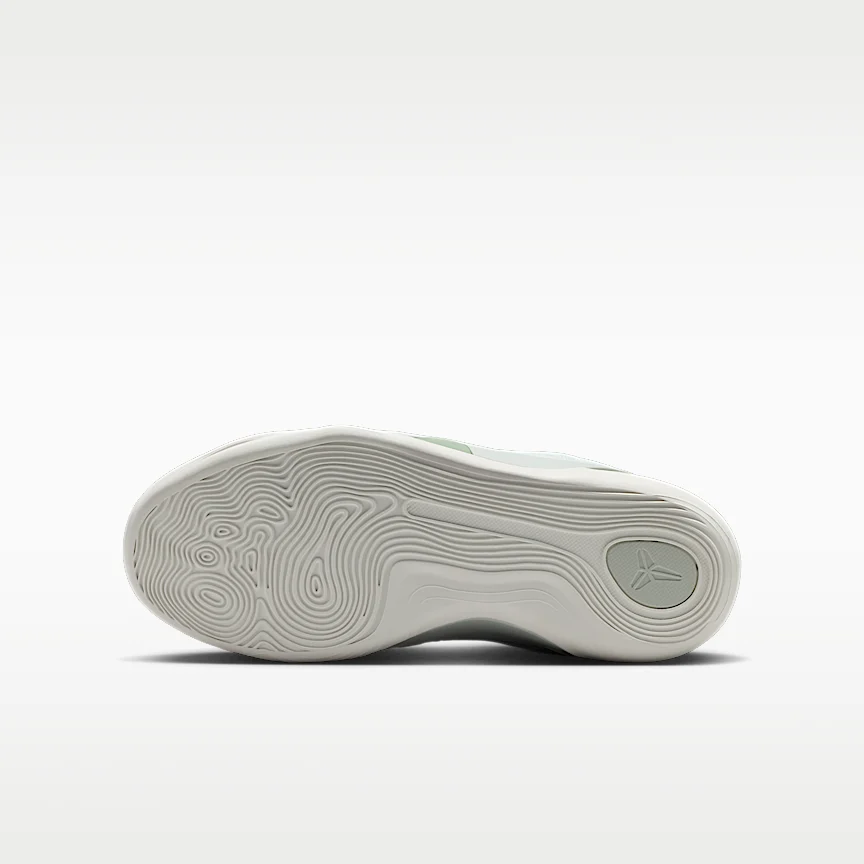NIKE Kobe IX Low EM — Big Kids' Basketball Shoes - Image 2