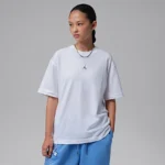 NIKE Jordan Essential — Women's Garufurendo T-Shirt