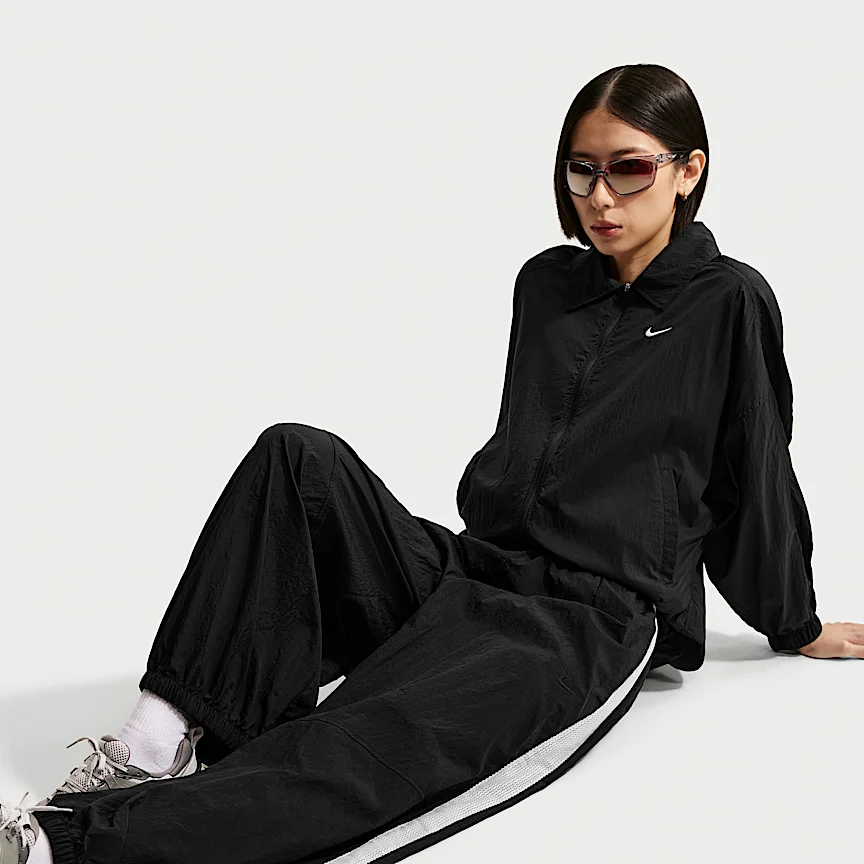 NIKE Sportswear — Women's Oversized High-Waisted Barun TrackPants - Image 4