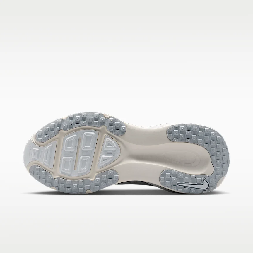 NIKE Vomero 18 SE — Women's Road Running Shoes - Image 2