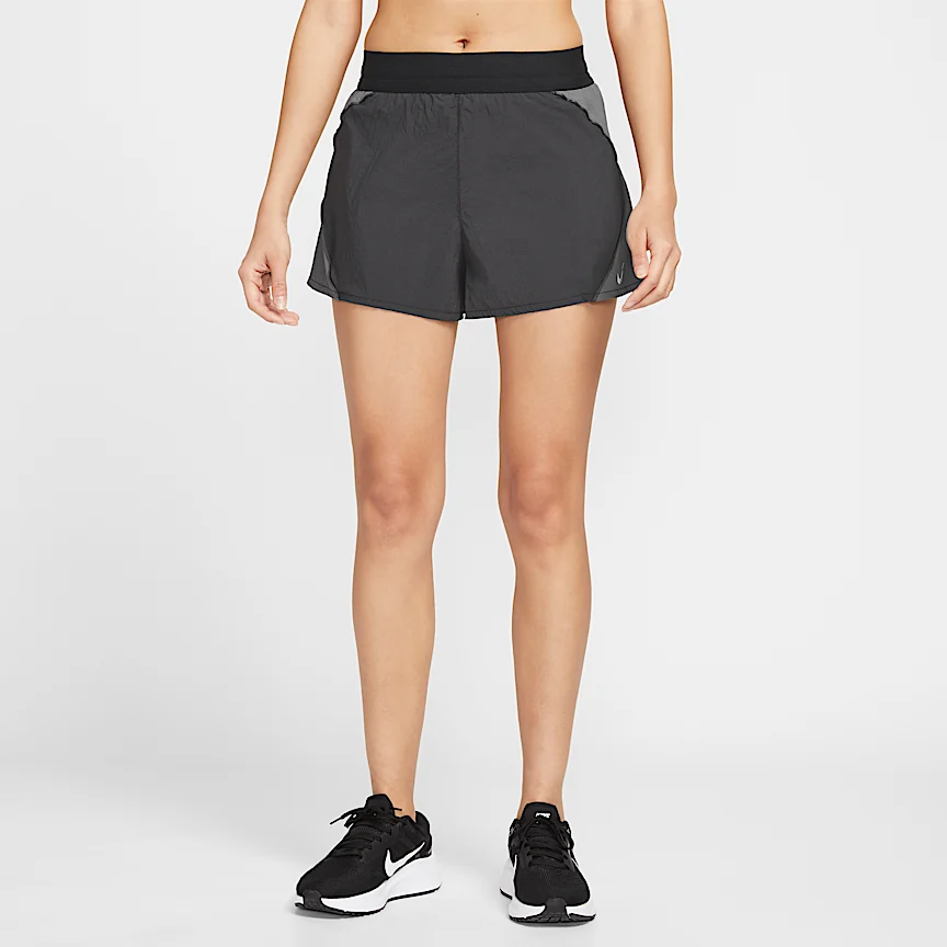 NIKE スウィフト — ウィメンズ レペル ハイウエスト ランニングショートパンツ (インナー付き)