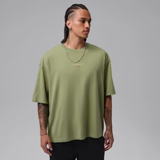 NIKE Jordan Flight Essentials — Men's Oversized Patch T-Shirt