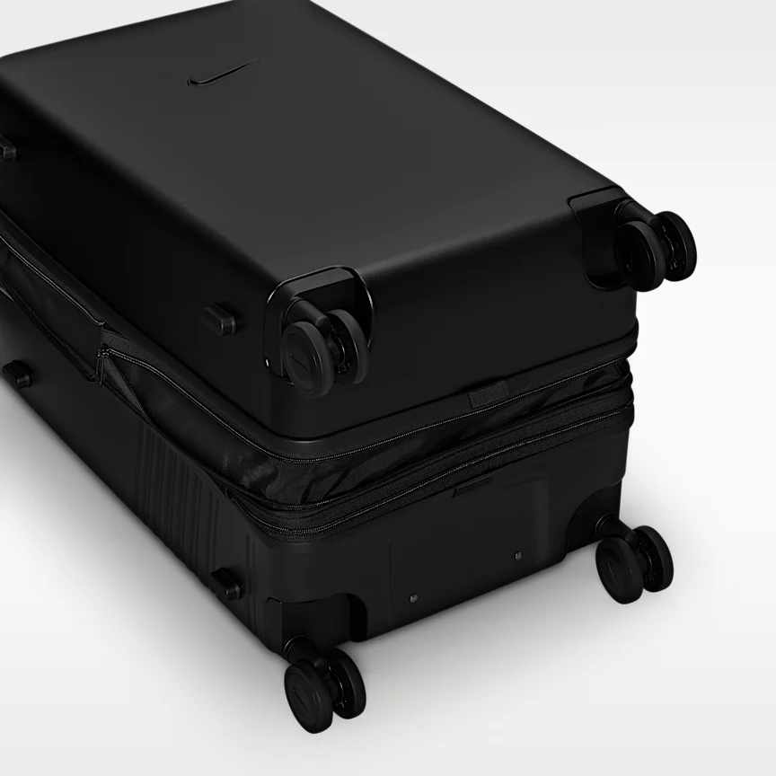 NIKE Medium Checked Luggage — 26" Hardshell (96L) - Image 8