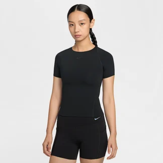 NIKE ユニバーサ — ウィメンズ Dri-FIT ショートスリーブ トップ