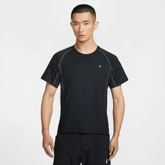 NIKE ACG ワイルドシー — メンズ Dri-FIT ショートスリーブ インナー トップス