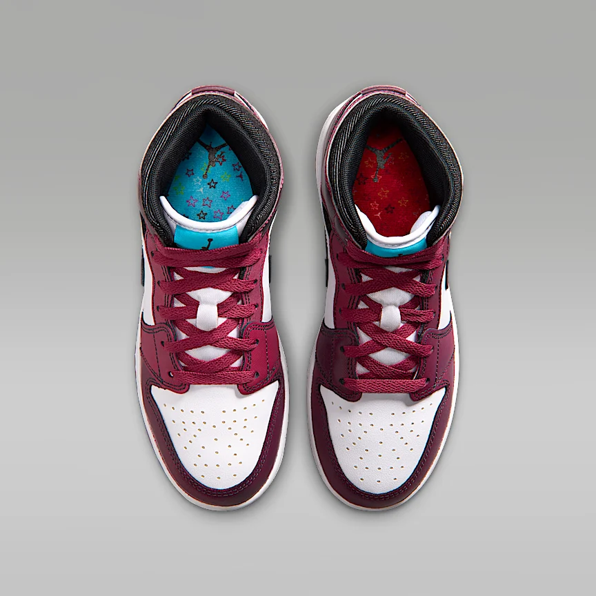 NIKE Air Jordan 1 Mid SE — Big Kids' Shoes - Image 4
