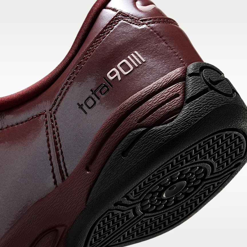 NIKE Total 90 SE — Women's Shoes - Image 8