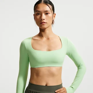 NIKE ゼンビー — ウィメンズ ライトサポート パッディド ロングスリーブ スポーツブラ