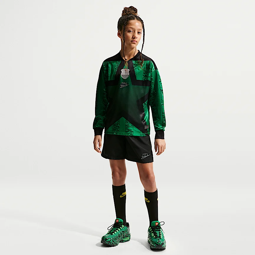 NIKE x LEGO® Collection — Big Kids' Goalkeeper Jersey - Image 6