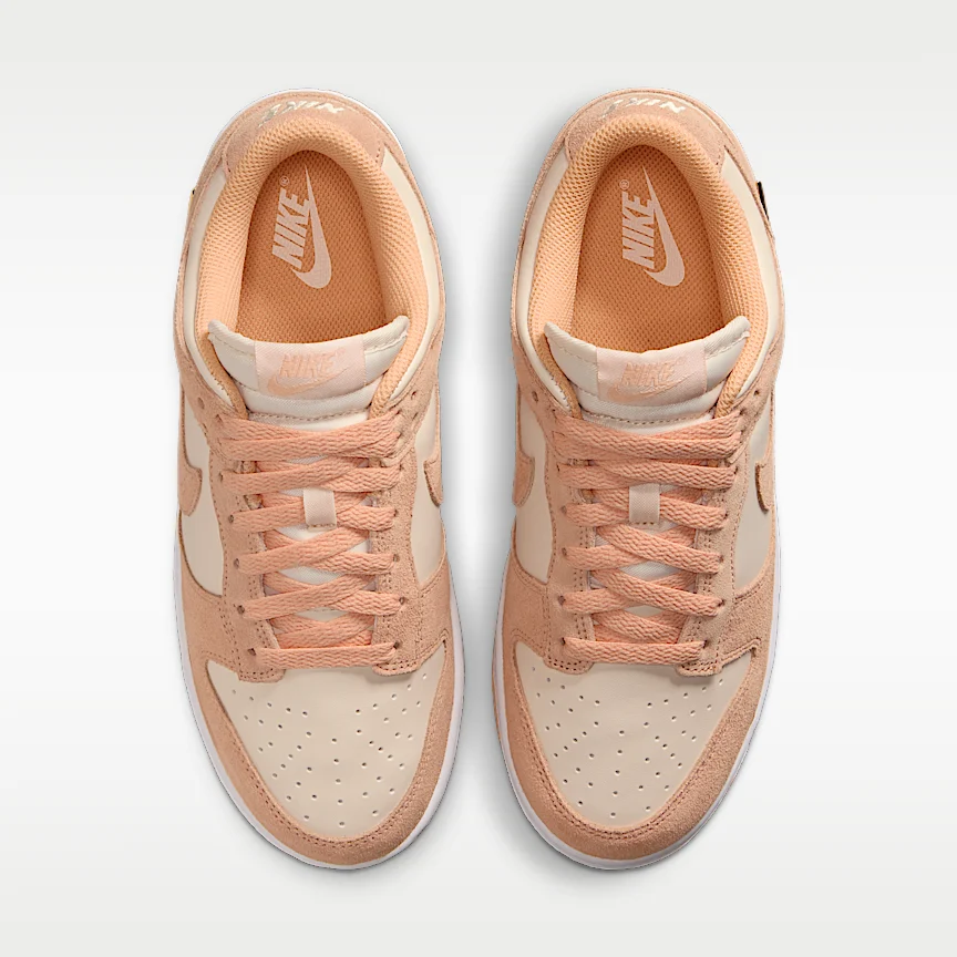 NIKE ダンク LOW スエード — ウィメンズシューズ - Image 4