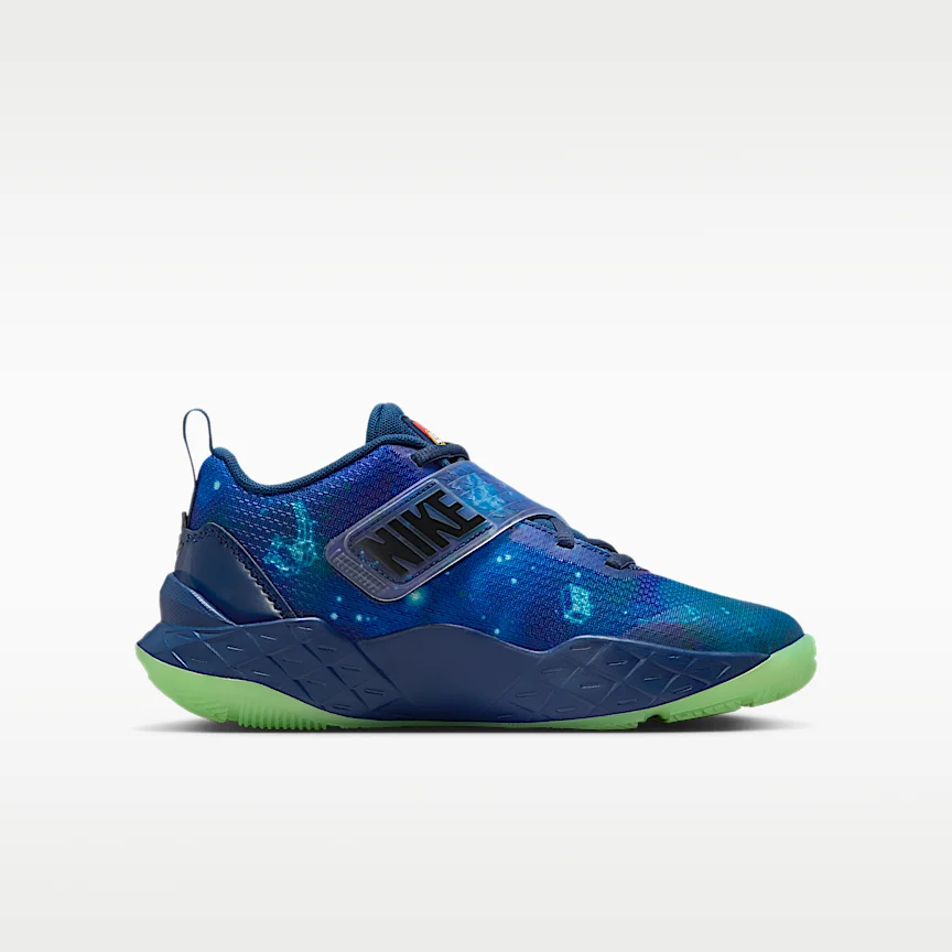 NIKE Hustle D 12 x LEGO® Collection — Big Kids' Basketball Shoes - Image 3