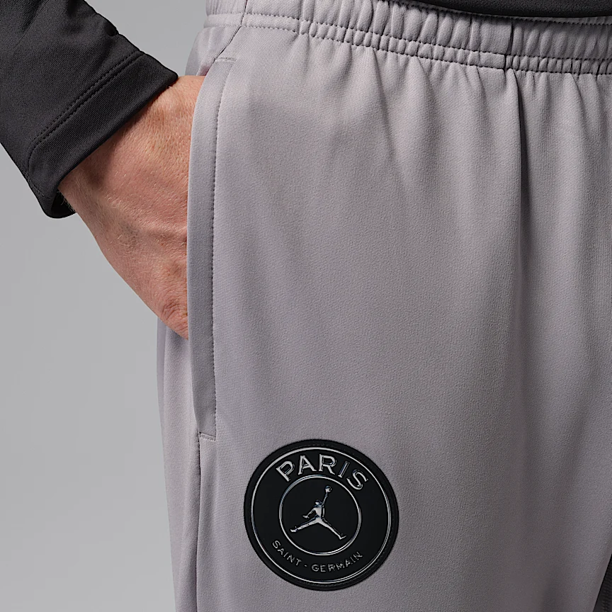 NIKE パリ サンジェルマン (PSG) ストライク ナイト エディション — メンズ ジョーダン Dri-FIT サッカー ニット パンツ - Image 4
