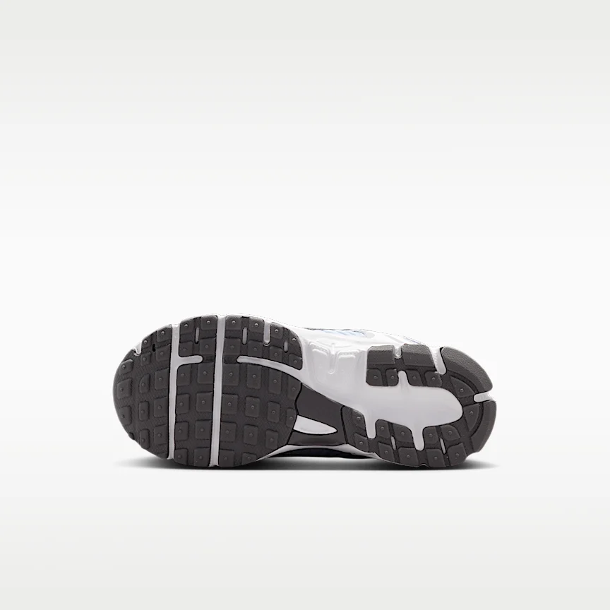 NIKE ボメロ 5 — リトルキッズシューズ - Image 2