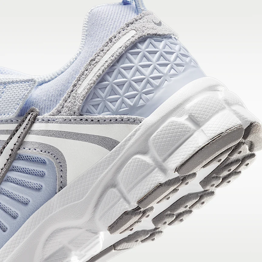 NIKE ボメロ 5 — リトルキッズシューズ - Image 8