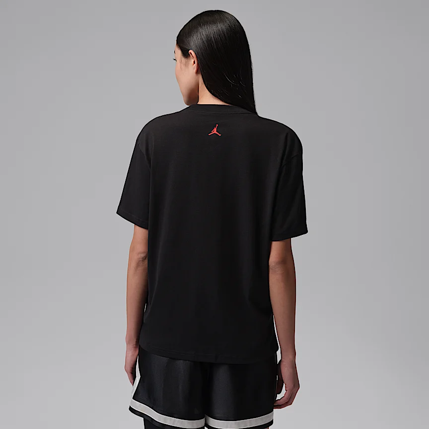 NIKE ジョーダン スポーツ ヘリテージ — ウィメンズ Dri-FIT グラフィック Tシャツ - Image 2