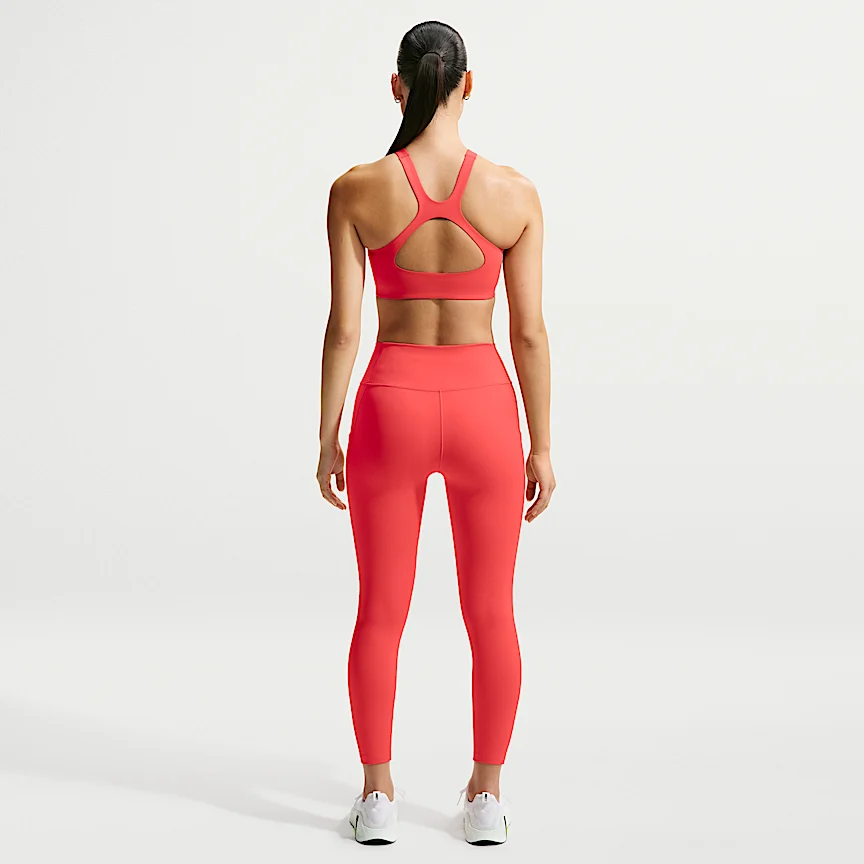 NIKE ユニバーサ — ウィメンズ ミディアムサポート パッディド スポーツブラ - Image 5