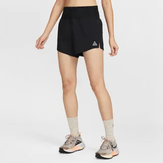 NIKE ACG — ウィメンズ Dri-FIT ミッドライズ トレイルランニング⁠ショートパンツ (インナー付き)