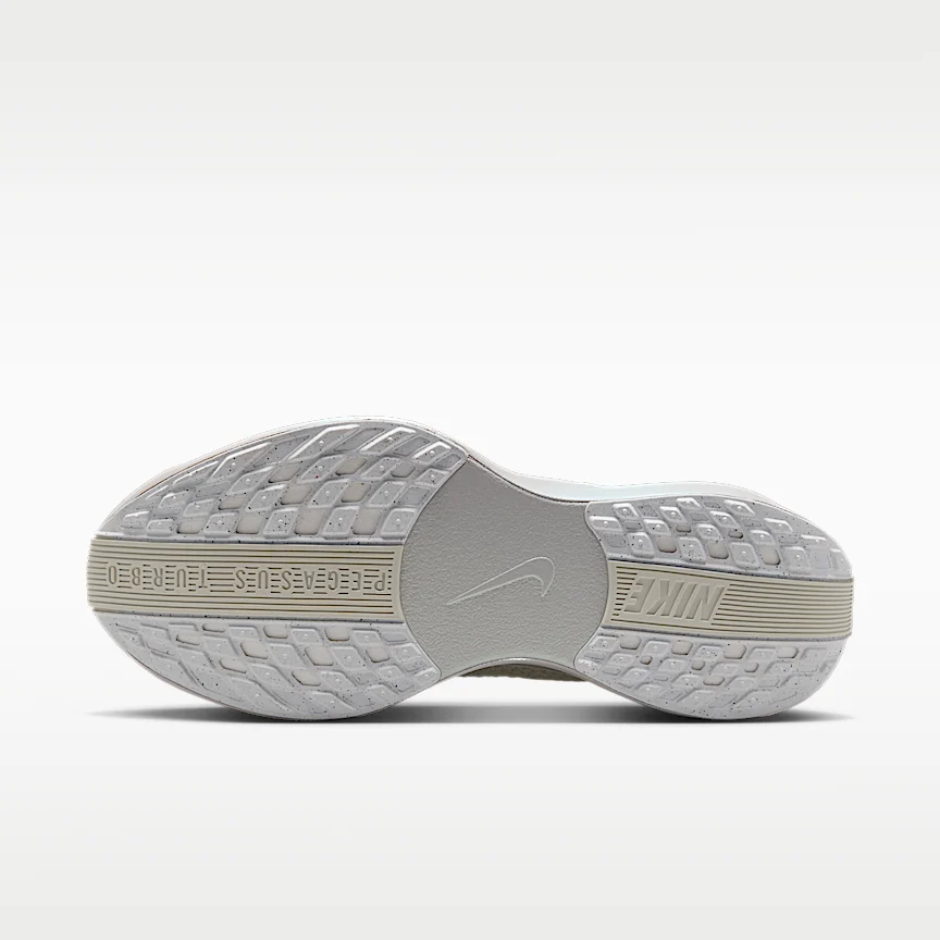 NIKE ペガサス プラス — ウィメンズ ロードランニングシューズ - Image 2