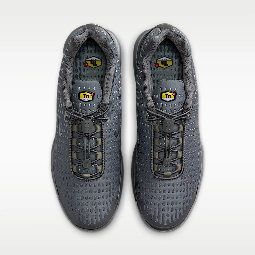 NIKE エア マックス プラス 7 — メンズシューズ - Image 4