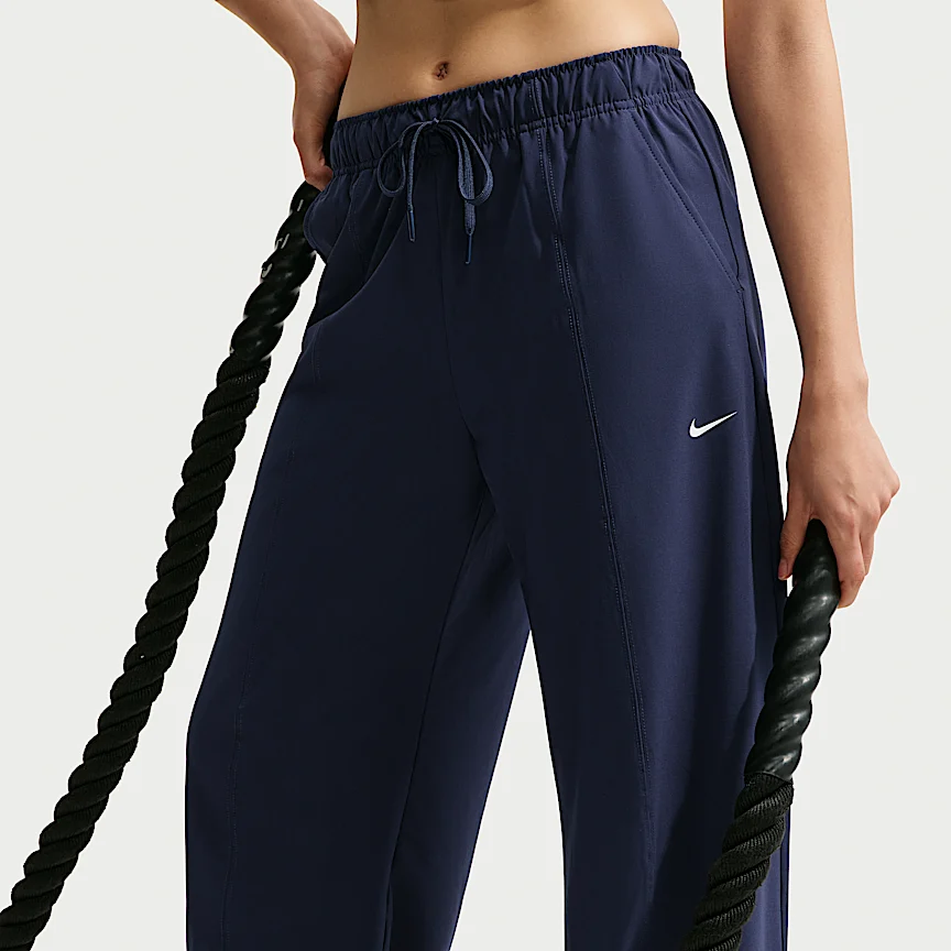 NIKE One — Women's Dri-FIT Woven Wide Reggu Pants - Image 4