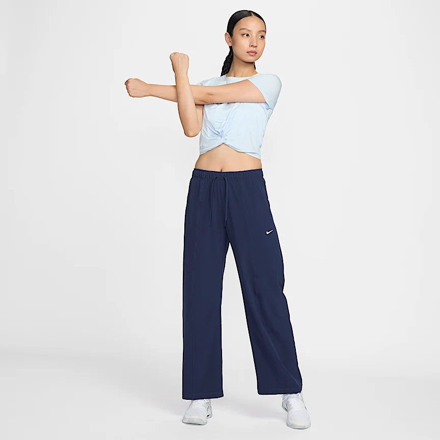 NIKE One — Women's Dri-FIT Woven Wide Reggu Pants - Image 7